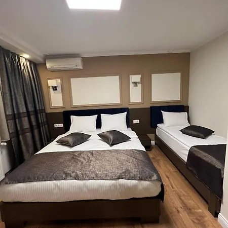 Amber Hotel 4*